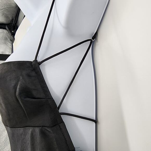 Saints + Secrets Black Square Neck Strappy Back Tie Side Zip Dress Size Small - Picture 2 of 7